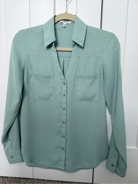 Express Portofino Mint Green Button-Up Blouse